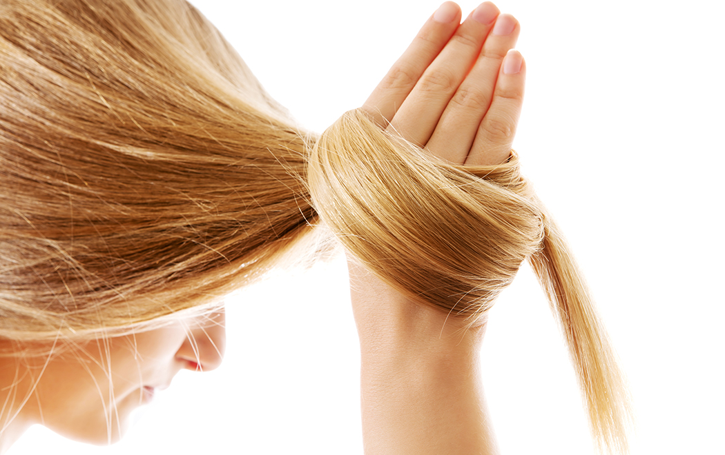 Shampoo e balsamo rinforzanti: mai più capelli fragili! | Linea Essentiae |  Conad